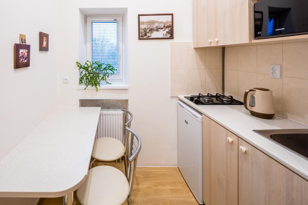 Apartment On Khmelnytskogo Street Lviv Exterior foto